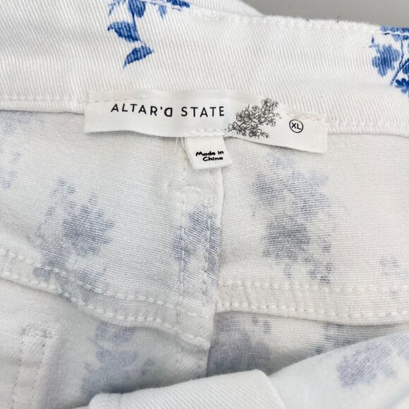 Altard State White & Blue Floral Flared Pants XL NEW - Picture 3 of 6